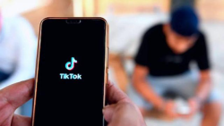 comprar-menos-para-viver-melhor?-jovens-no-tiktok-convidam-a-reduzir-o-consumo