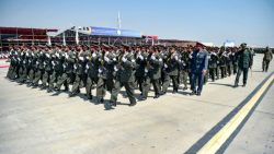 talibas-celebram-tres-anos-de-poder-no-afeganistao-com-um-desfile-militar