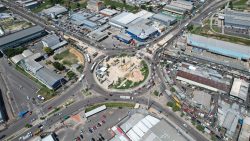 trecho-da-avenida-autaz-mirim-e-alterado-para-obras-em-ponte