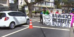 moradores-do-banhado-fazem-protesto-por-falta-de-agua-em-sao-jose-dos-campos,-sp