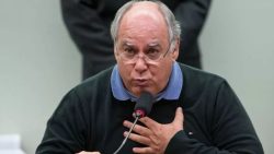 ex-diretor-da-petrobras,-renato-duque,-e-preso-no-rio