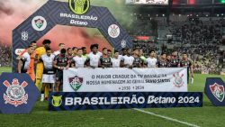 corinthians-e-fluminense-empatam-no-“classico-silvio-santos”