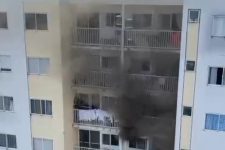 moradores-sao-socorridos-apos-inalacao-de-fumaca-em-principio-de-incendio-em-apartamento-em-manaus