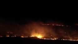 incendio-de-grandes-proporcoes-atinge-terra-indigena-kadiweu,-lar-de-1,7-mil-no-pantanal