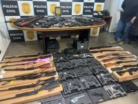 policia-prende-suspeitos-de-venderem-armas-de-loja-do-df;-dono-comunicou-falso-roubo