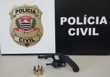 policia-civil-apreende-arma-de-fogo-utilizada-em-tentativa-de-homicidio-e-prende-pai-de-suspeito-em-alvares-machado