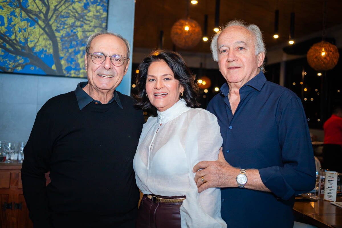 Badaoui Homsi, Magnólia Mendes e João Mendes