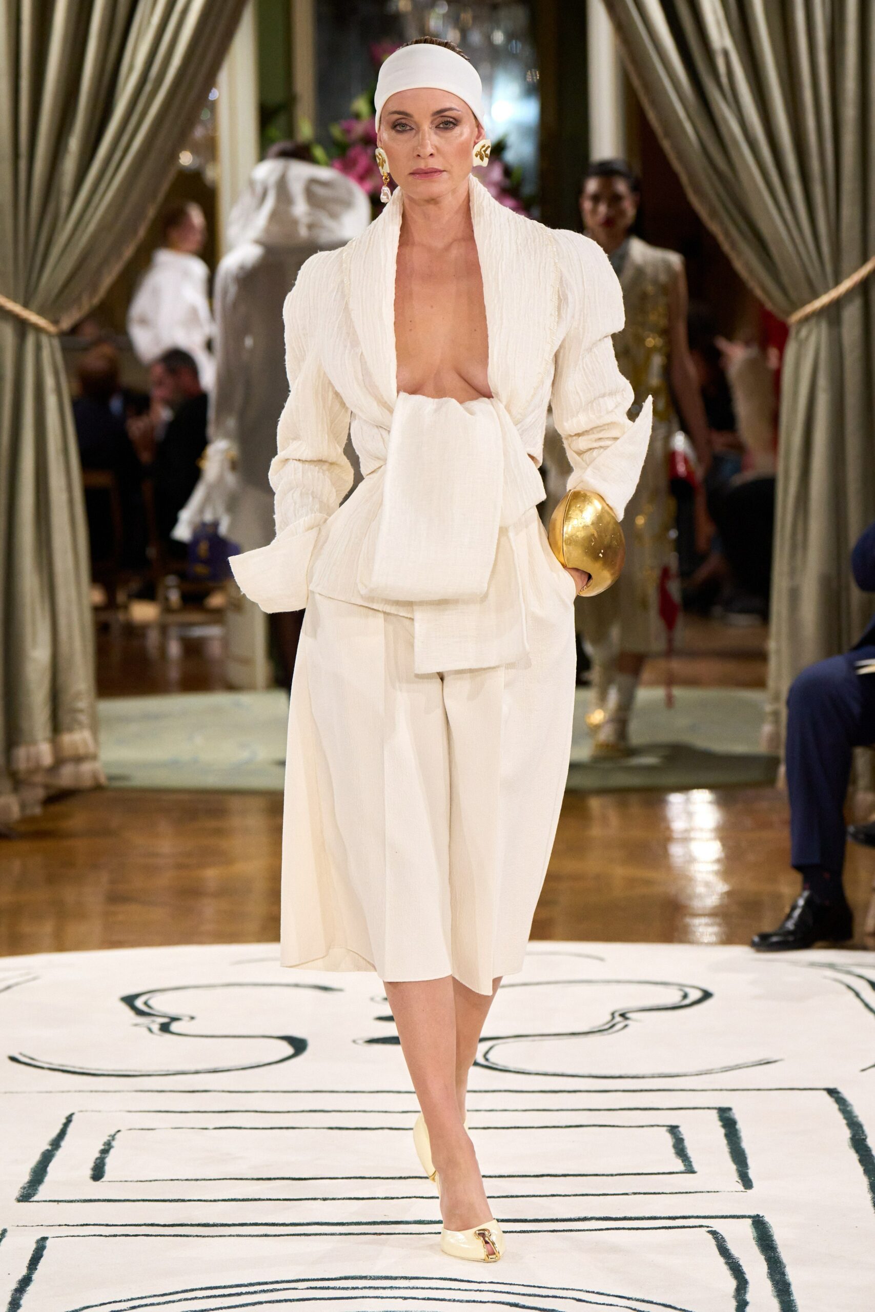 Schiaparelli primavera-verão 2024 ready-to-wear