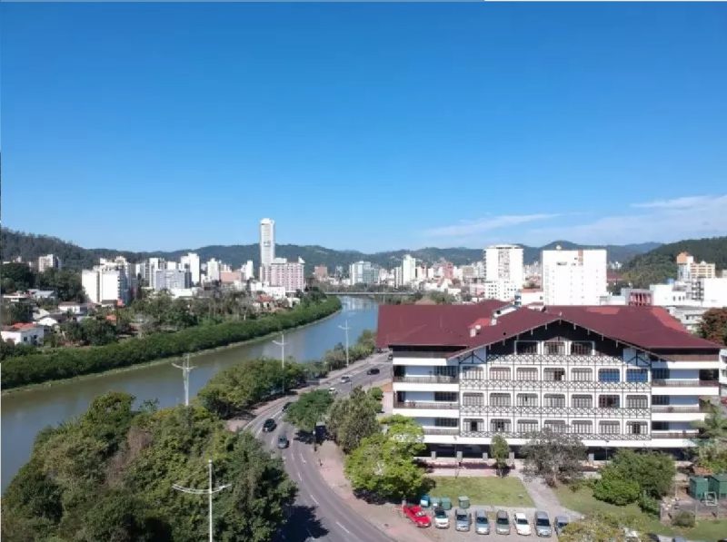 Candidatos a prefeito de Blumenau farão entrevista na NDTV Record