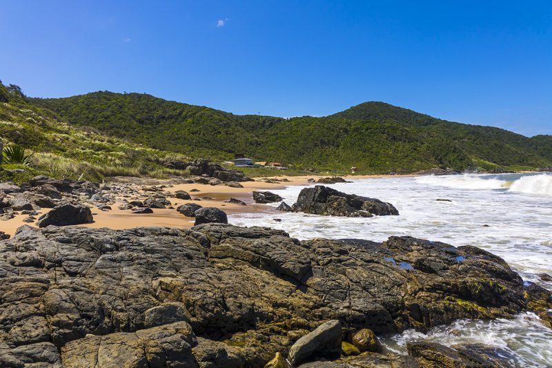 Praia vermelha em Penha