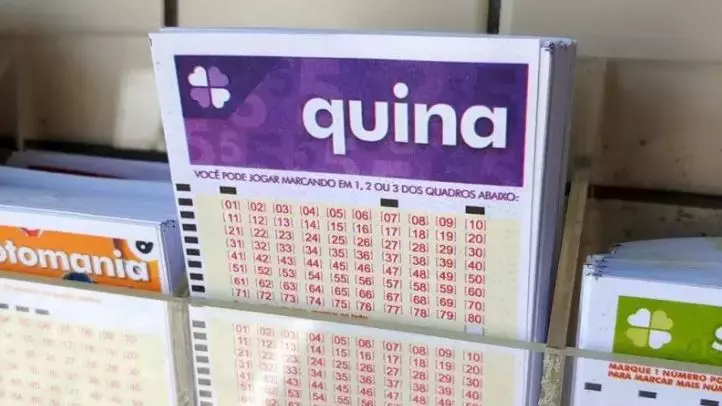 Volantes da Quina 6502