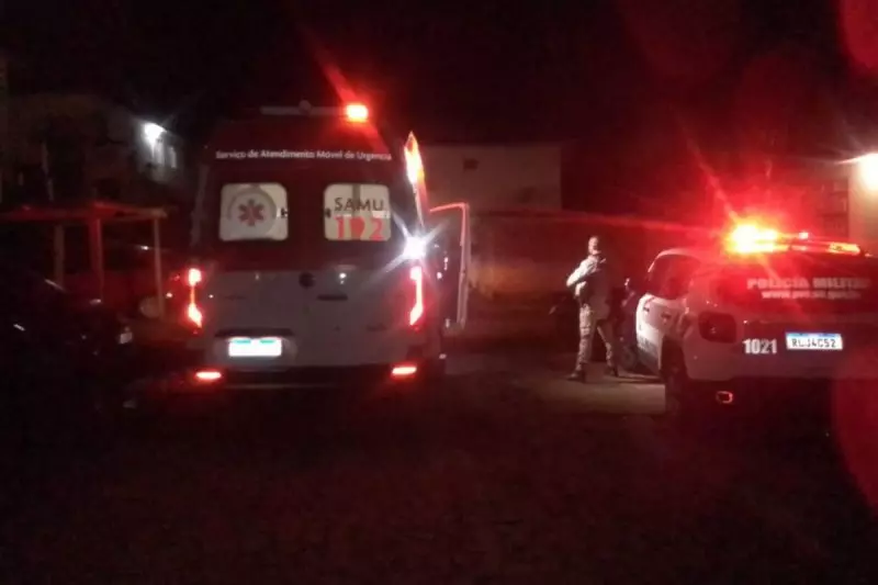 Homem leva golpe de foice na barriga e é socorrido em estado grave em Chapecó