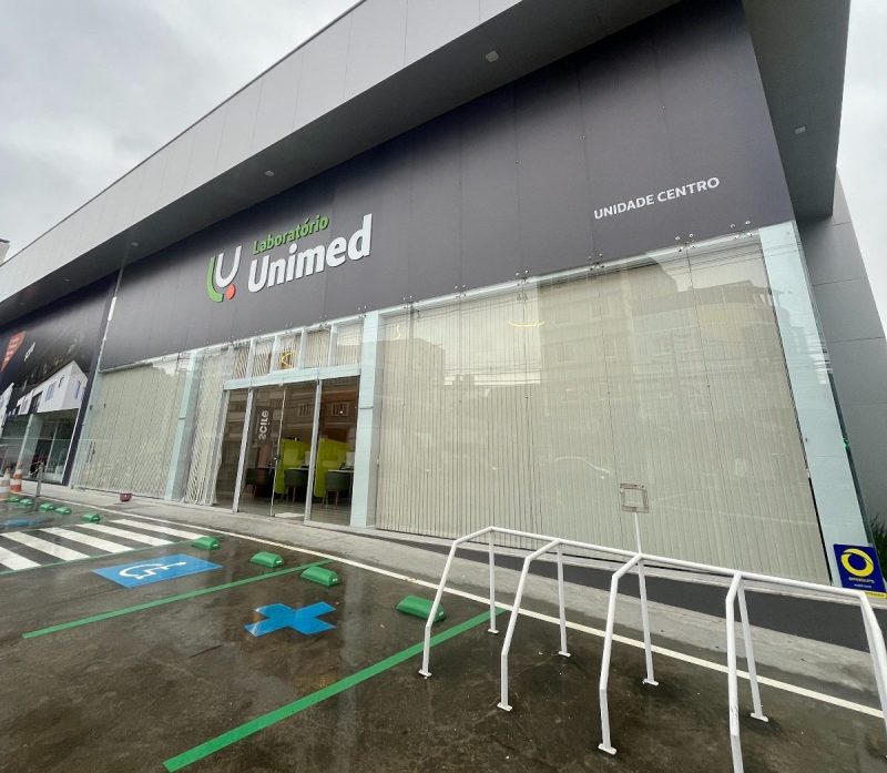 Laboratório Unimed Blumenau completa um ano e inaugura quinta unidade