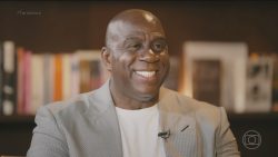 negritudes:-magic-johnson-relembra-detalhes-de-diagnostico-de-hiv-e-diz-que-‘nao-sabia-o-que-poderia-acontecer’