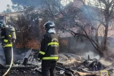 queima-de-lixo-termina-com-duas-casas-destruidas-pelo-fogo-em-sc