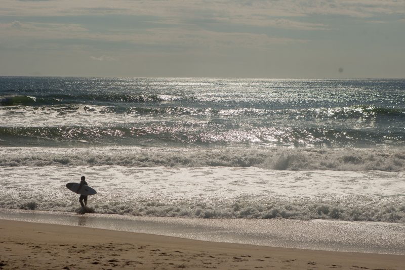 Praia do Moçambique agora é uma reserva nacional do surfe