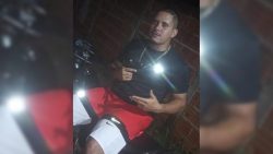 homem-suspeito-de-render-familia-para-roubar-casa-morre-em-confronto-com-policiais-apos-fuga-com-carro-de-luxo